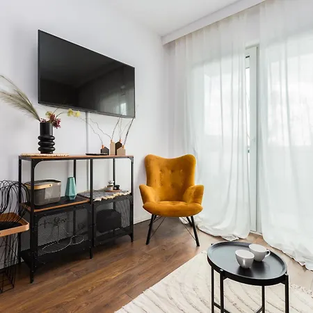 Arena Industrial Apartment Gdansk